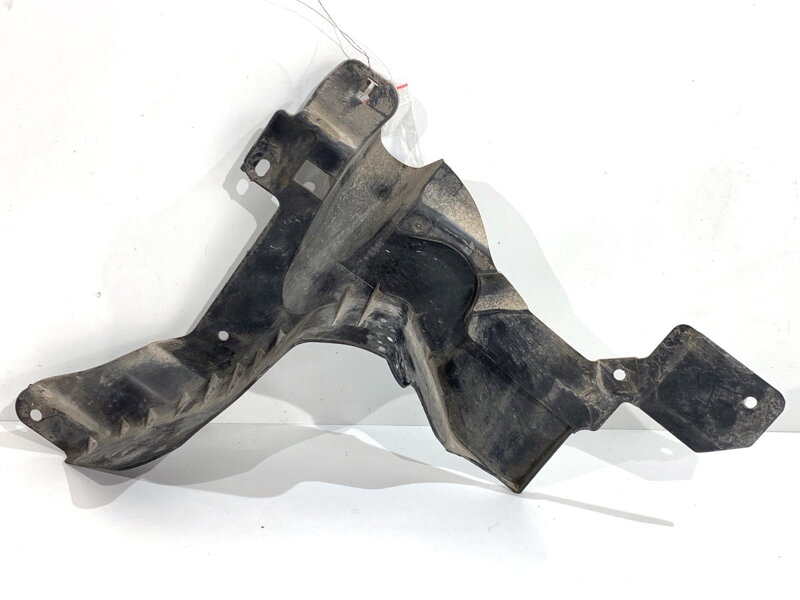 Kryt podblatníky pravý přední Land Rover Range Rover Evoque (L551) 2018 - 2022 M8D27F01FAB