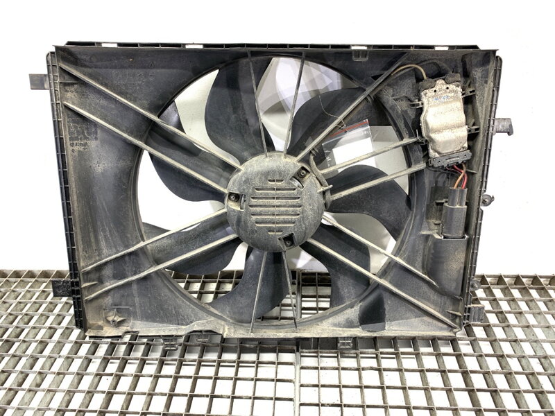 Ventilátor chladiče Mercedes-benz Class GLK (X204) 2008 - 2015 A2049060212