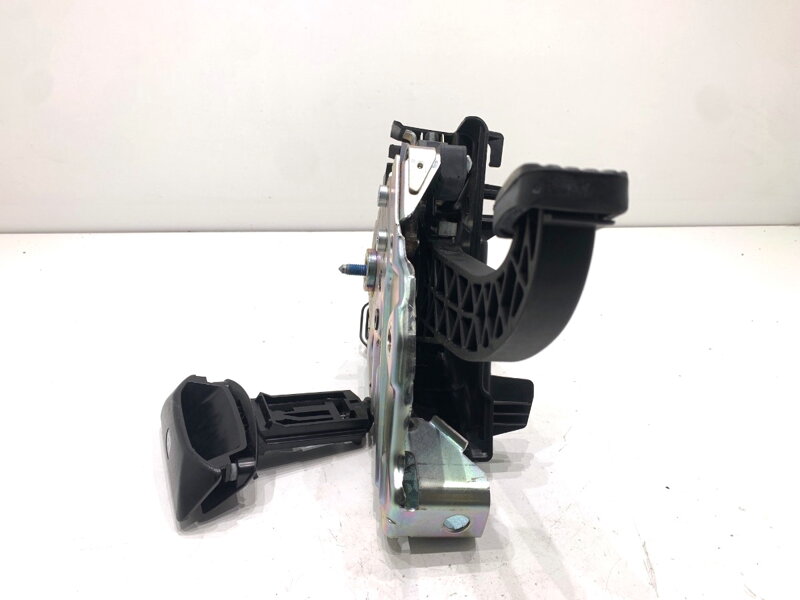 Páka ruční brzdy Mercedes-benz Class GLK (X204) 2008 - 2015 A2044200177