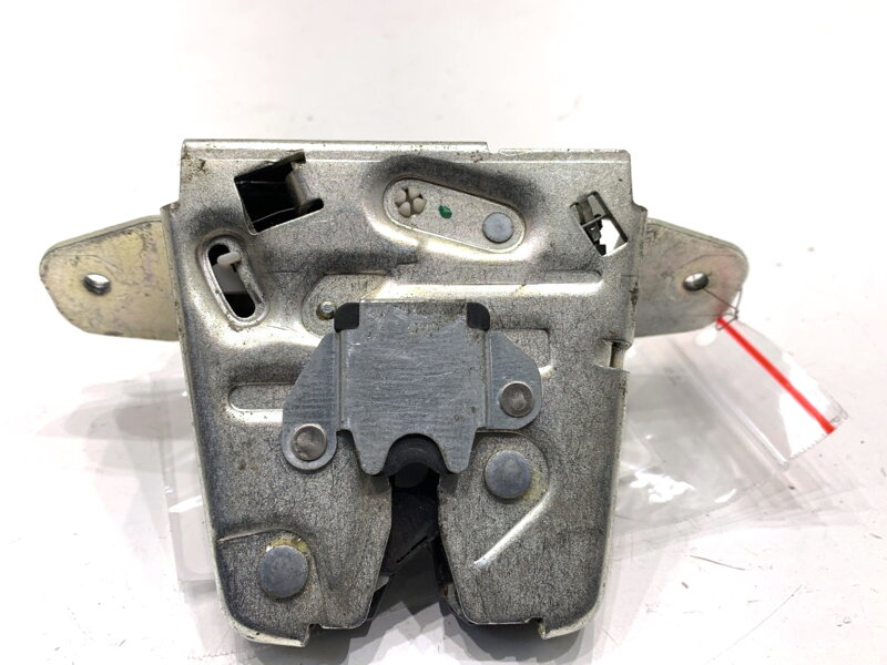 Zámek víka kufru zadní Mercedes-benz Class GLK (X204) 2008 - 2015 A2047400735