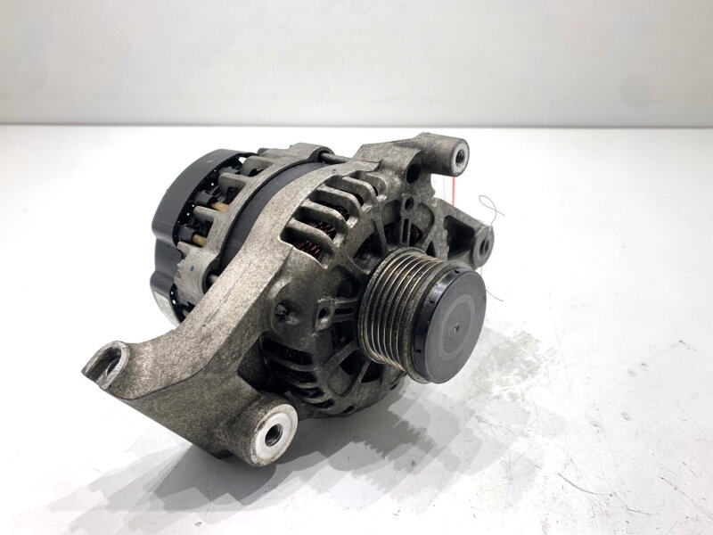 Alternátor KIA Ceed (CD) 2018 - 2022 37300-2U200