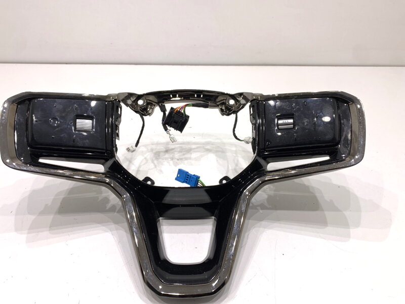 Přepínače volantu Land Rover Range Rover Evoque (L551) 2018 - 2022 R8A2-3F563-MB