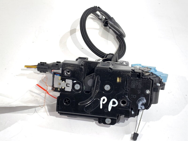 Zámek dveří pravý přední VW Golf Plus V (5M1, 521) 2004 - 2013 3D1837016AQ