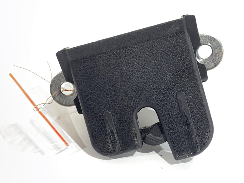 Zámek víka kufru zadní VW Golf Plus V (5M1, 521) 2004 - 2013 5M0827505E