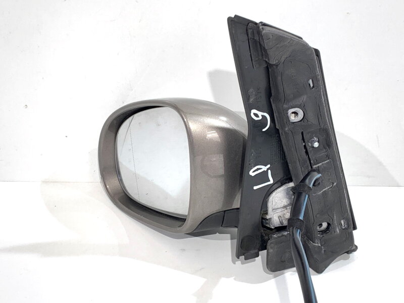 Zpětné zrcátko pravé VW Golf Plus V (5M1, 521) 2004 - 2013 LA8X