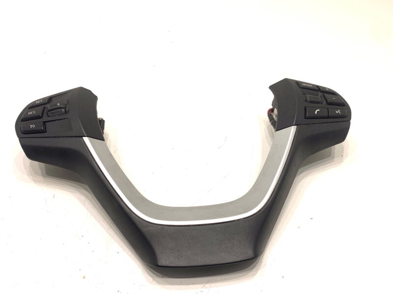 Přepínače volantu BMW X3 (F25) 2010 - 2017 9230229