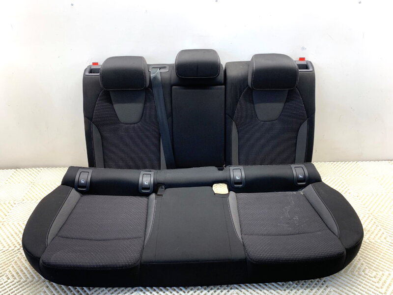 Lavice / sedačka druhý řada Skoda Octavia IV Combi (NX5) 2019 - 2022