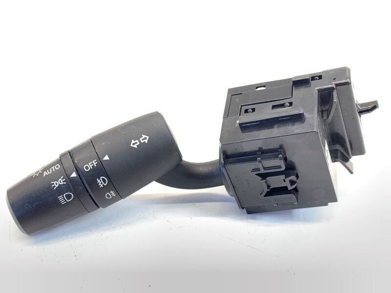 Přepínač směrovek Mazda 3 Sedan (BM_, BN_) 2013 - 2022 17J397