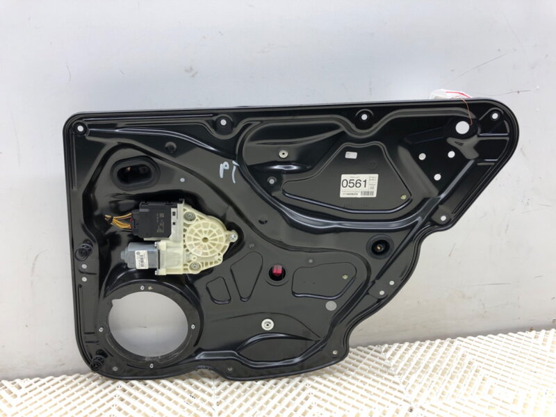 Stahovačka okna pravá zadní VW Passat B7 (362) 2010 - 2015