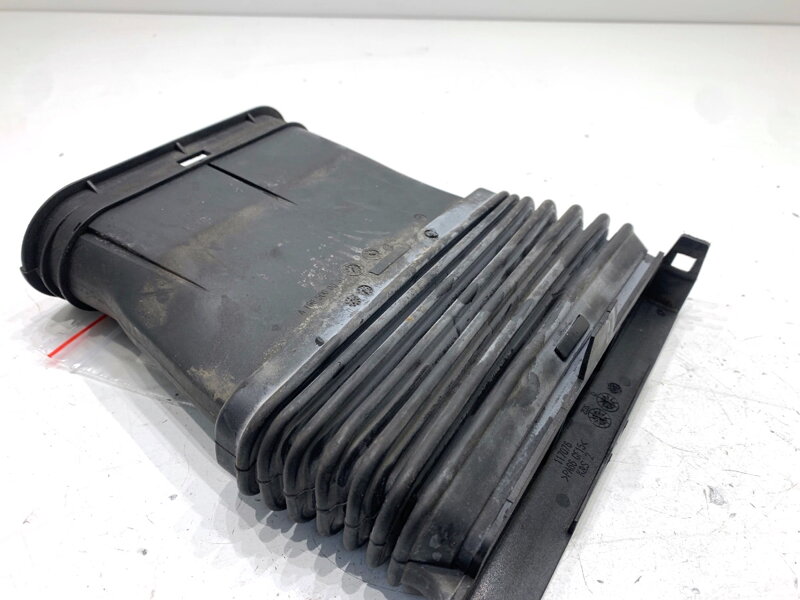 Vzduchové potrubí Mercedes-benz Class M (W166) 2011 - 2015 A1665000061