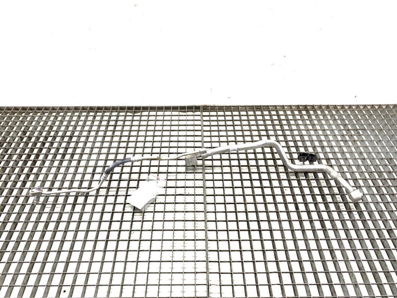 Hadice klimatizace BMW 5 (G30, F90) 2016 - 2022 9860584