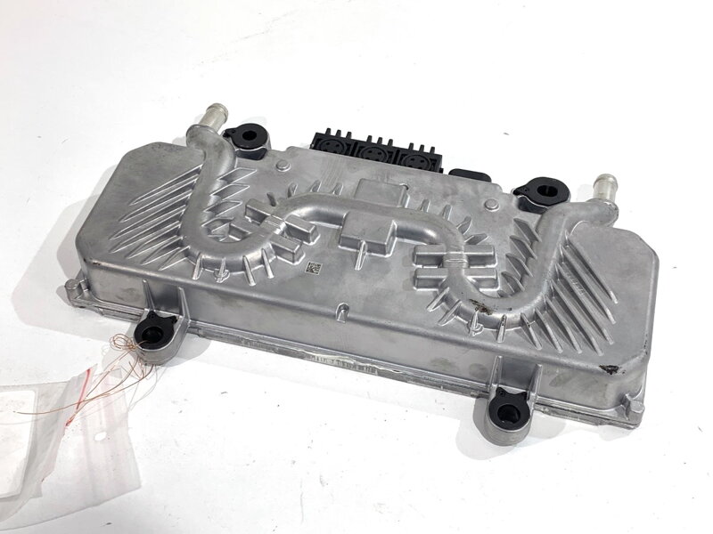 Modul napětí nabíjení BMW 5 (G30, F90) 2016 - 2022 F141054510012