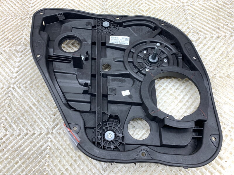 Stahovačka okna levá zadní Hyundai I30 (PDE, PD, PDEN) 2016 - 2022 83470-G4080