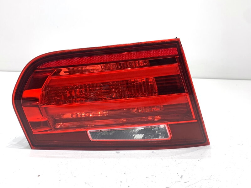 Světlo levé zadní vnitřní BMW 3 Touring (F31) 2012 - 2019 7371111