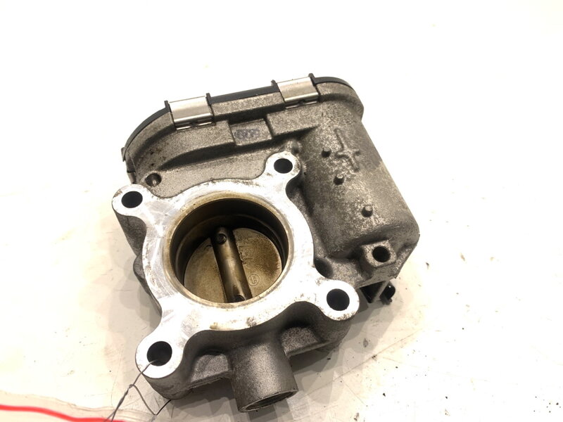 Škrticí klapka Nissan Qashqai II SUV (J11, J11_) 2013 - 2022 161203209R