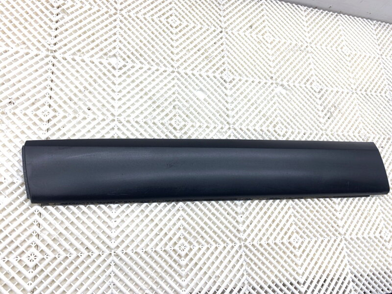 Lišta dveří levá přední Jaguar F-pace (X761) 2015 - 2022