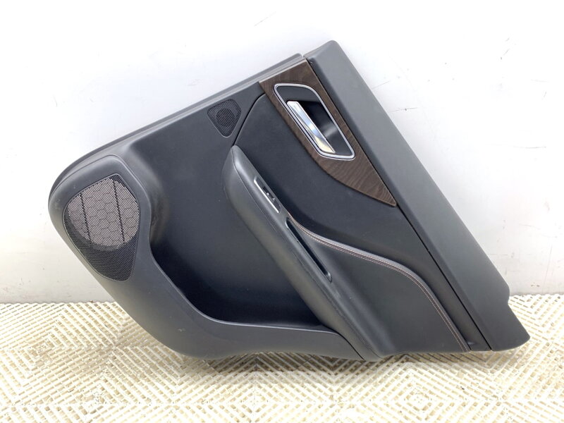 Tapecírung dveří pravý zadní Jaguar F-pace (X761) 2015 - 2022