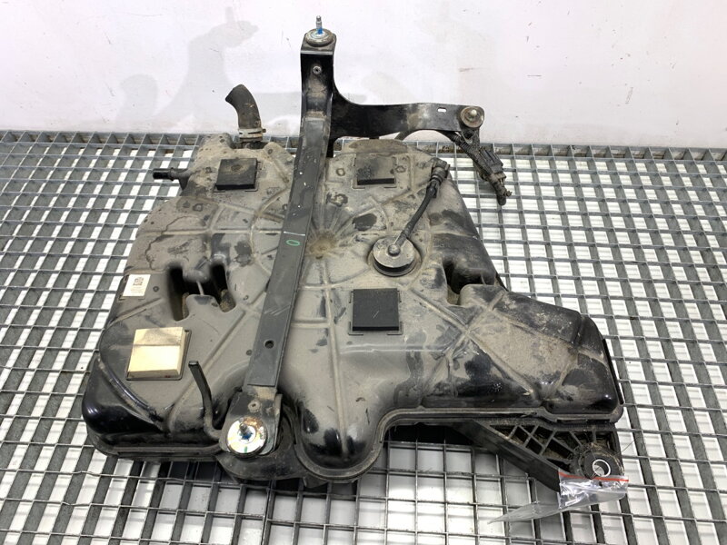 Nádrž SCR Jaguar E-pace (X540) 2017 - 2022 J9C3-5J228-AD