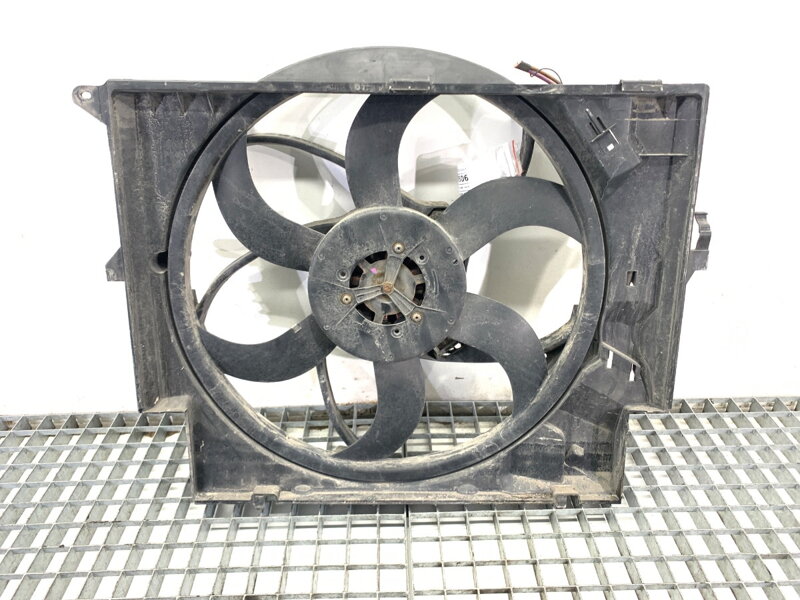 Ventilátor chladiče BMW X1 (E84) 2009 - 2015 7588974