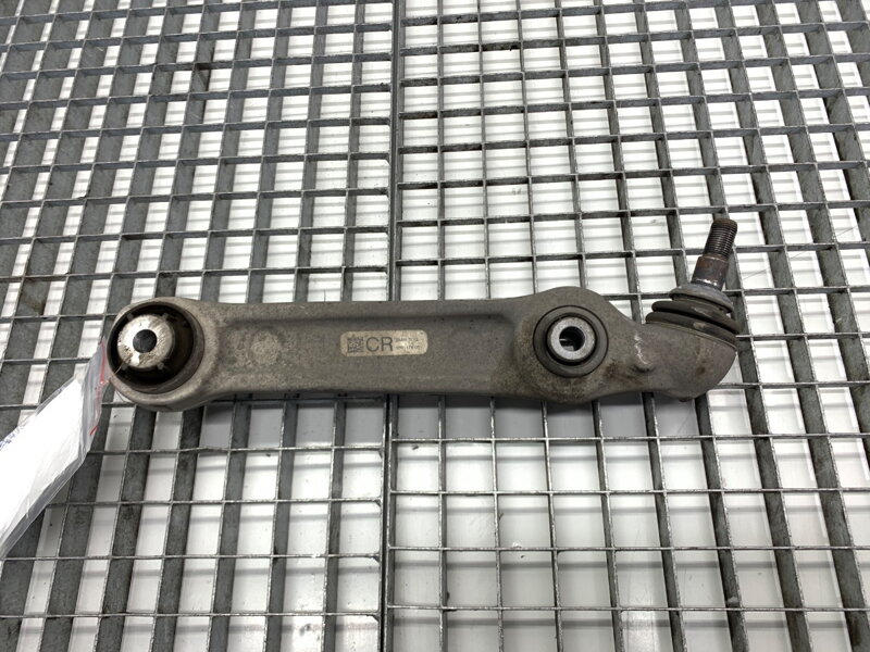 Rameno pravé přední BMW 5 Touring (G31) 2017 - 2022 6861178