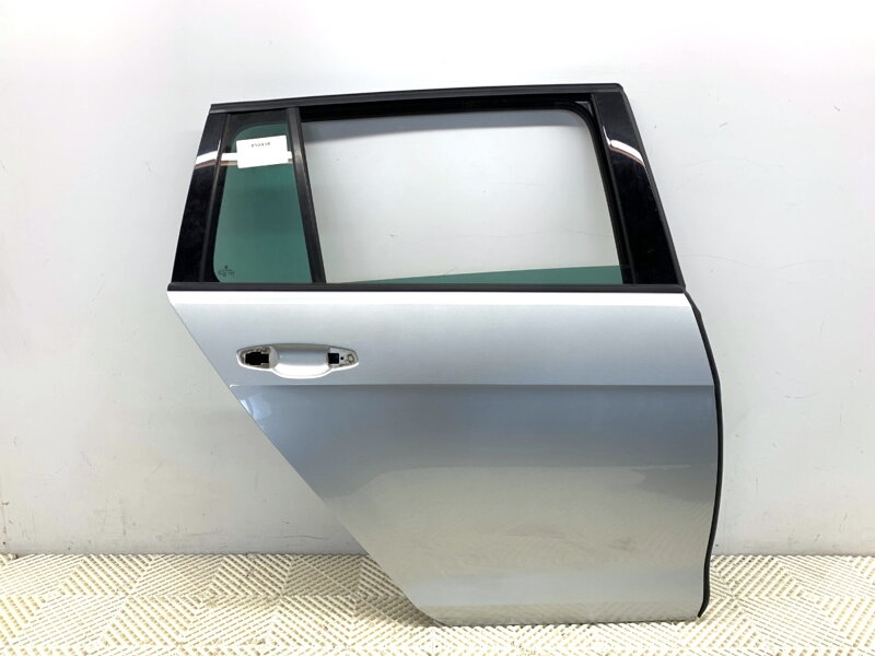 Dveře pravé zadní VW Golf VII Variant (BA5, BV5) 2013 - 2022