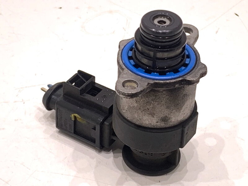 Regulátor tlaku paliva Audi A5 (F53, F5P) 2016 - 2022 0928400768