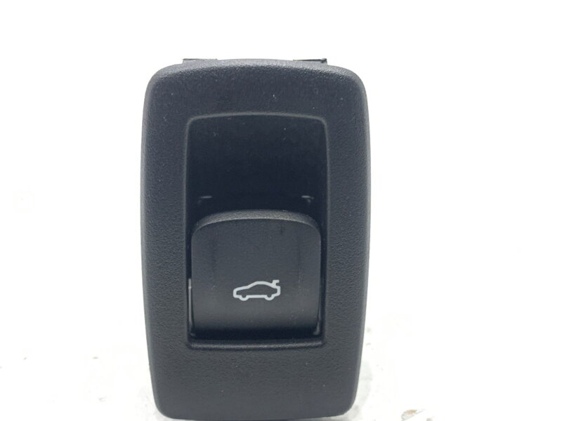 Tlačítko otvírání víka kufru BMW 5 Touring (G31) 2017 - 2022 9327029