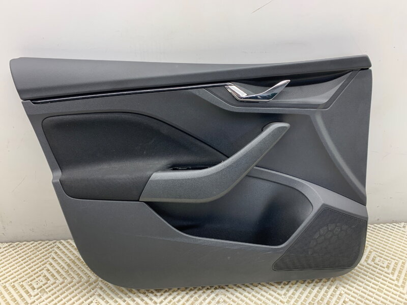 Tapecírung dveří levý přední Skoda Scala (NW1) 2019 - 2022