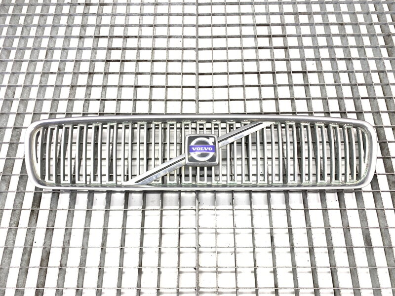 Maska chladiče grill Volvo V50 (545) 2003 - 2012