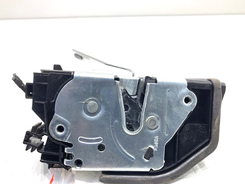 Zámek dveří pravý přední BMW X3 (F25) 2010 - 2017 7318416