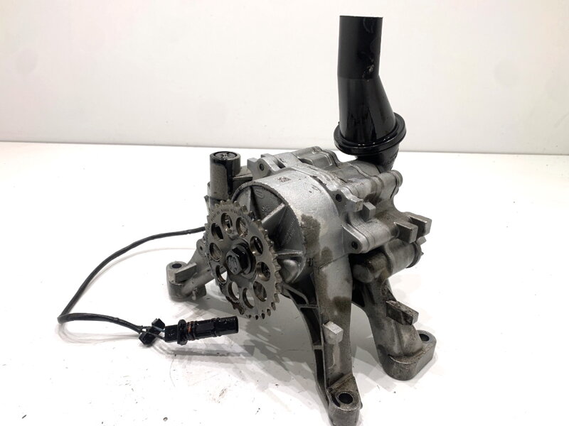 Čerpadlo oleje Jaguar F-pace (X761) 2015 - 2022 8961148