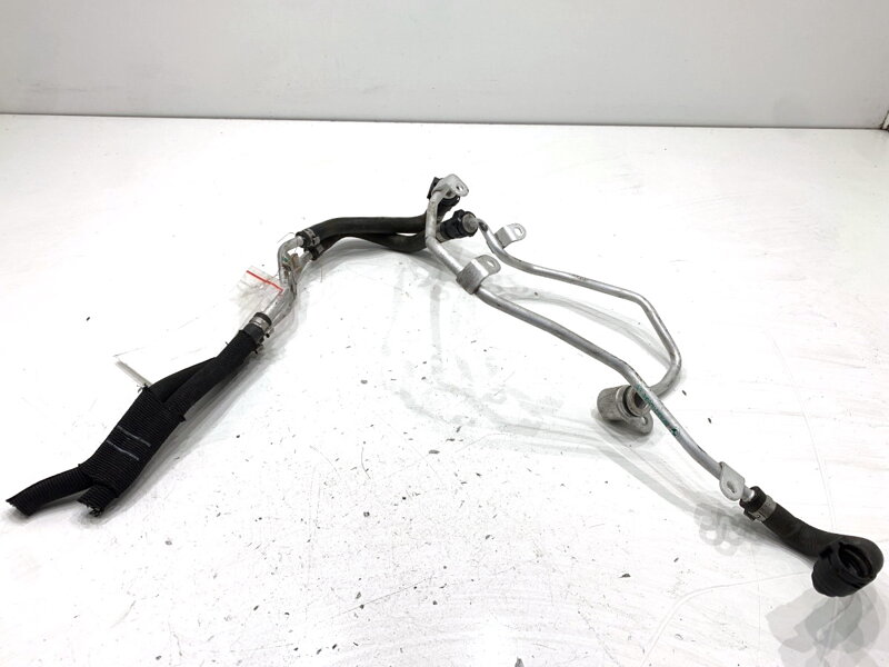 Hlavní potrubí vody BMW 5 Touring (G31) 2017 - 2022 8471773