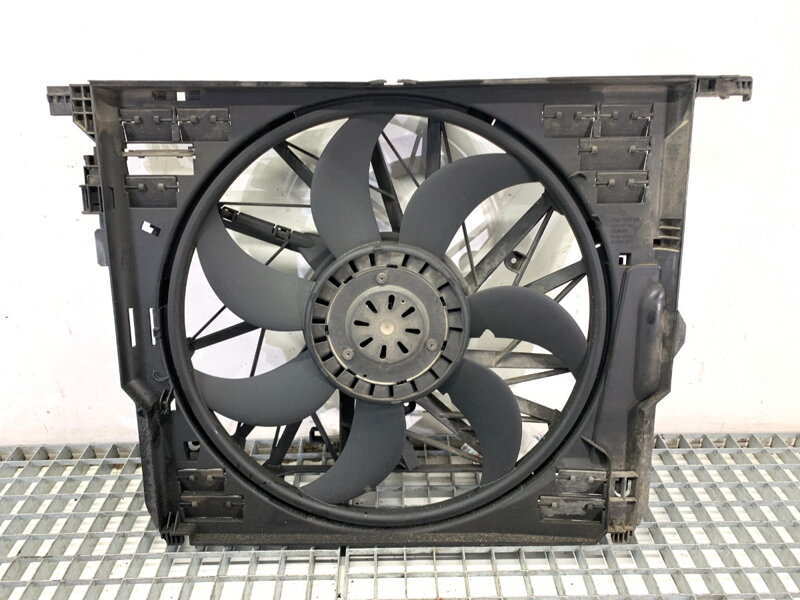 Ventilátor chladiče BMW 5 (F10) 2009 - 2016 8509740