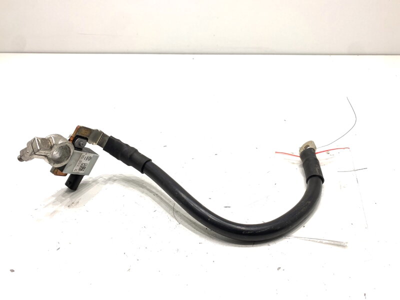 PÓL / svorka (BATERIE) mínus Audi A6 C7 Avant (4G5, 4GD) 2011 - 2018 8T0915181