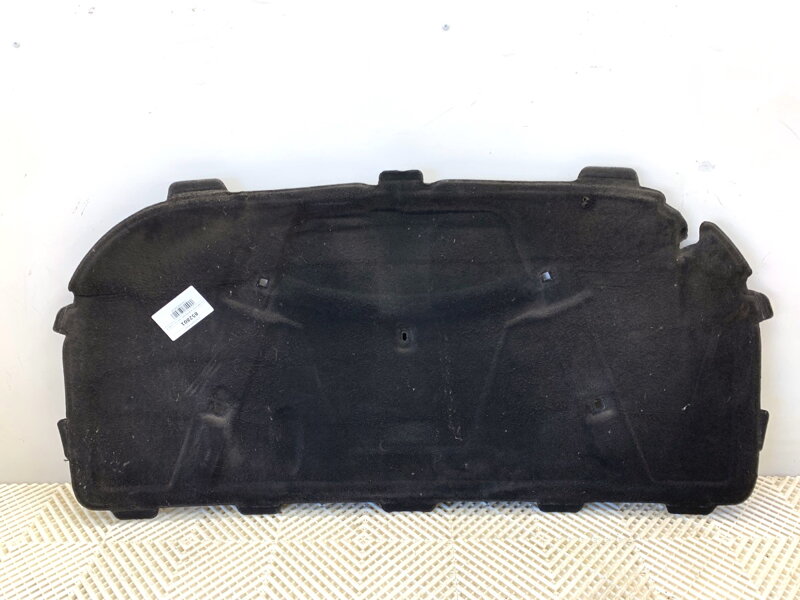 Odhlučnění kapoty Audi A4 B8 (8K2) 2007 - 2015