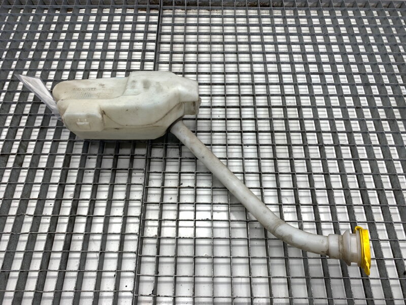 Nádobka ostřikovačů Mercedes-benz Citan (W415) 2012 - 2021 8200431474