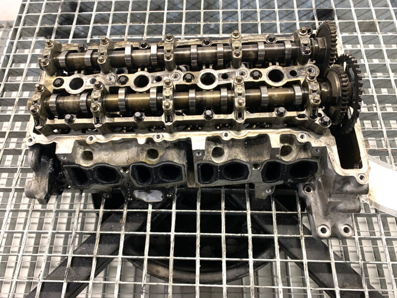 Hlava válců BMW 3 Touring (F31) 2012 - 2019 7810463