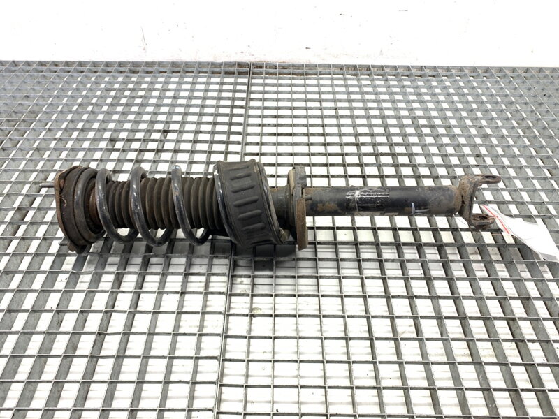 Tlumič pravý zadní Infiniti Q50 2013 - 2022 56210-4GE1D