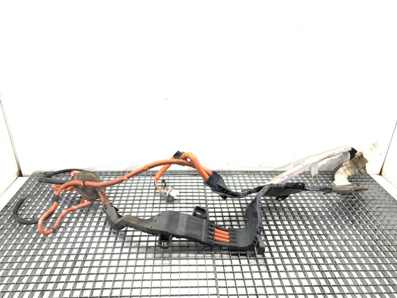 Kabel vysokého napětí Infiniti Q50 2013 - 2022