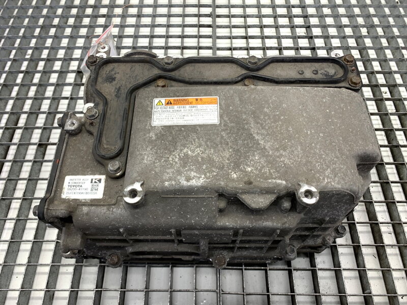 Měnič měnič Toyota Auris (_E18_) 2012 - 2018 G9200-47190