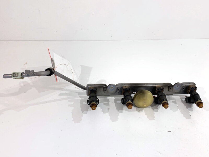 Vstřikovací rampa Honda Civic Viii Hatchback (FN, FK) 2005 - 2022