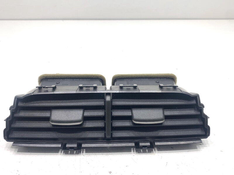 Mřížka ventilace přední Honda Civic Viii Hatchback (FN, FK) 2005 - 2022