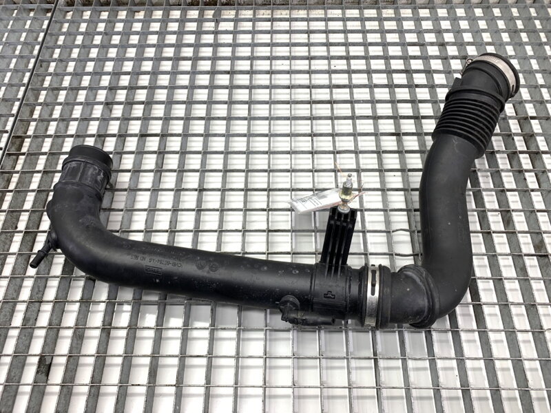 Vzduchové potrubí Ford Ecosport 2011 - 2022 JN15-90623-AB