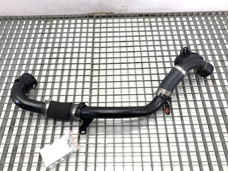 Potrubí turba Jaguar E-pace (X540) 2017 - 2022 GJ32-6C782