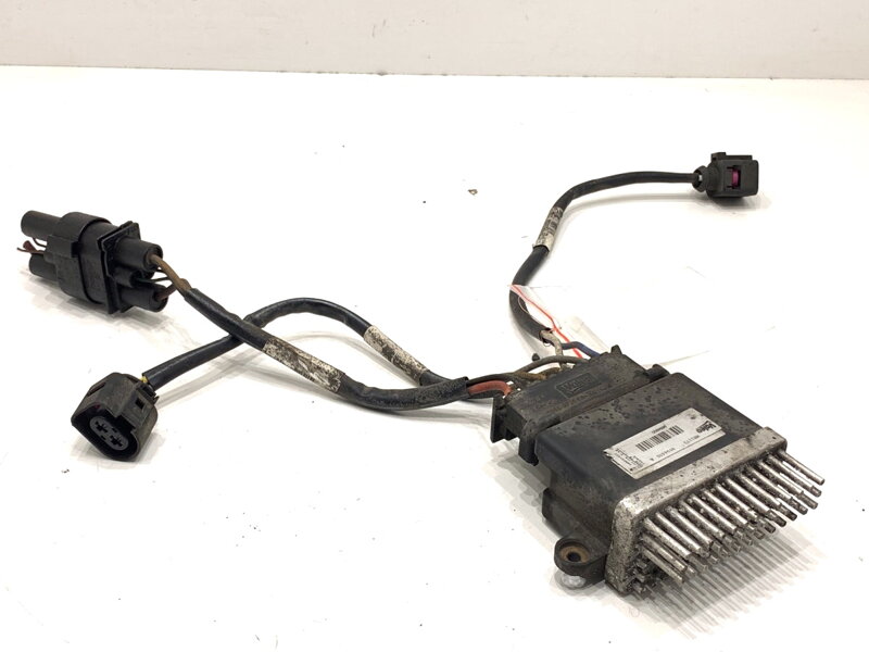 Modul ventilátoru Audi A4 B8 (8K2) 2007 - 2015 8K0959501C