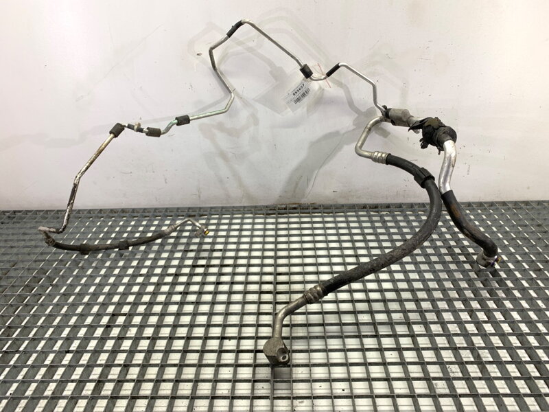 Hadice klimatizace Audi A4 B8 (8K2) 2007 - 2015 8K1260712B