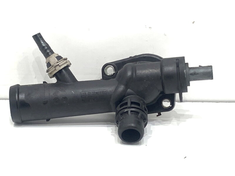 Nátrubek vody Audi A4 B8 Avant (8K5) 2007 - 2015 03L121132AC