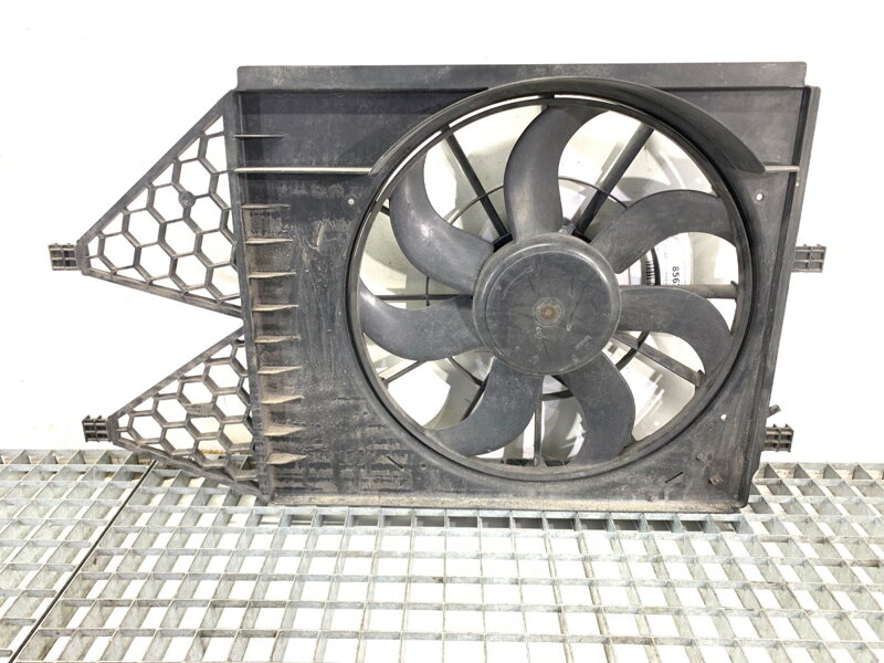 Ventilátor chladiče Seat Ibiza IV ST (6J8, 6P8) 2010 - 2016 6R0121207