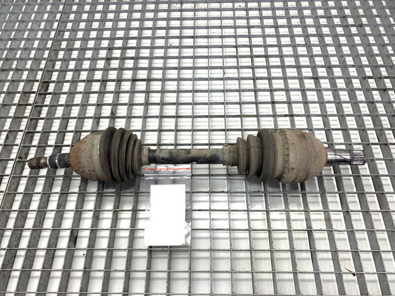 Poloosa levá přední Opel Astra H GTC (A04) 2005 - 2010