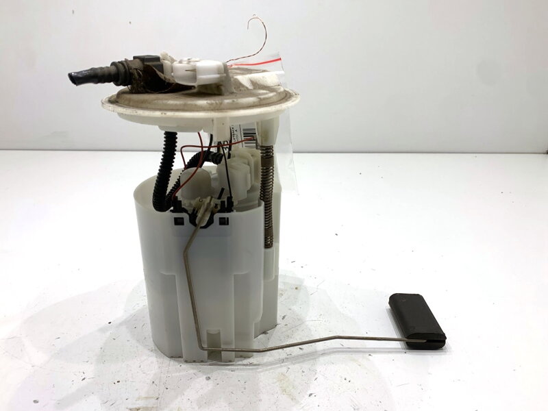 Palivové čerpadlo Renault Megane III Liftback (BZ0/1_, B3_) 2008 - 2022 172020029R